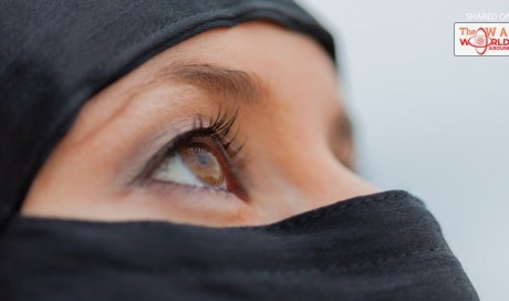 US man sentenced for forcefully removing Muslim woman's hijab on flight | News | USA | WAU