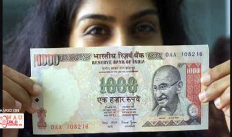 Going to the bank with Rs 500, 1000 notes? Beware, the Income Tax department is watching