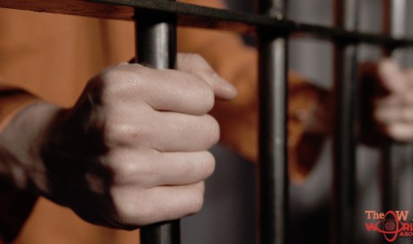 Waiter jailed for delivering extra meal to prisoner in Dubai