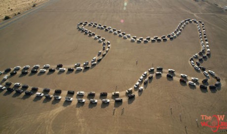 UAE breaks Guinness World Record for largest car dance - Video