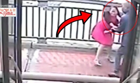 Watch bus driver saving girl from committing suicide
