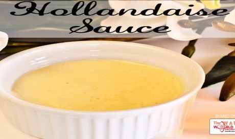 Perfect Hollandaise Sauce (With Just 4 Ingredients