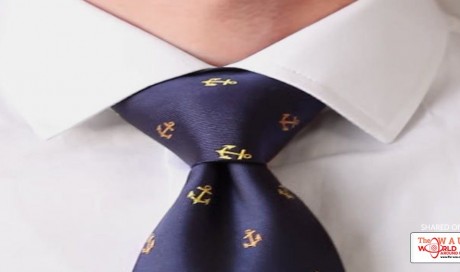 How to Tie a Full Windsor Knot: An Illustrated Guide