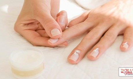 Learn How To Make Nail Polish Remover at Home in 3 Simple Ways
