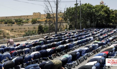 Palestinians pray outside holy site – Israel bars men under 50