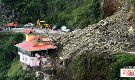 Massive Landslide On Chandigarh-Shimla National Highway, Vehicles Buried