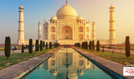 Here Is Why The Taj Mahal Is Dropped From UP Tourism Booklet