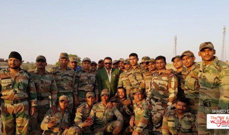 Sanjay Dutt meets ‘real heroes’, Indian army soldiers. See pic