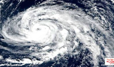 Hurricane Ophelia threatens Ireland