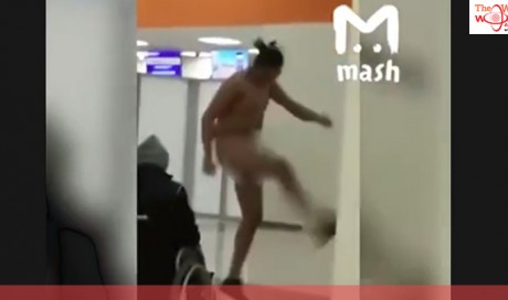 Naked foreigner dances cancan at Russian airport (VIDEO)

