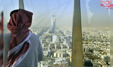 800,000 expats have left Saudi Arabia, but that hasn't created jobs for locals
