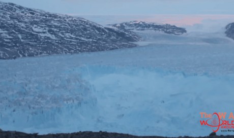This Video of a Massive Iceberg Breaking Off Greenland Is Relaxing And Scary All at Once
