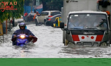 11 dead as flooding ravages Philippines
