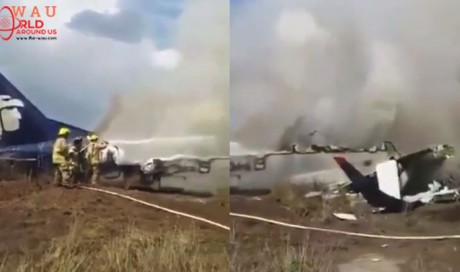 Plane with 101 on board crashes in Mexico, everyone survives
