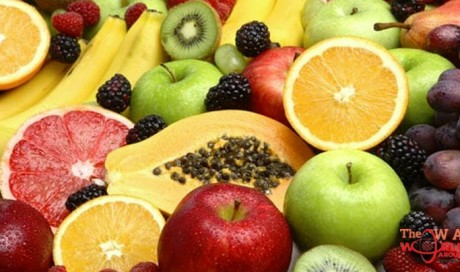 Should You Eat Fruits Before Or After A Meal?