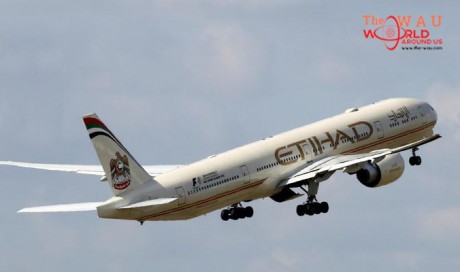 Etihad plane returns to Abu Dhabi after engine trouble