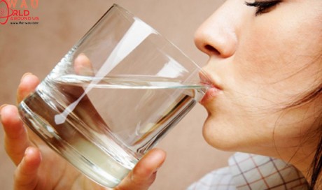6 Reasons Why You Should Drink Warm Water Early In The Morning