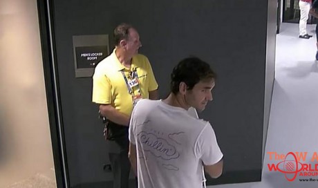 Video: Federer denied entry to player's lounge by security guard
