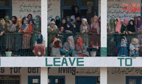 India bans Pakistani TV channels in Kashmir