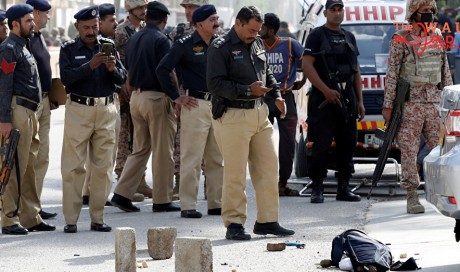 Blast near shrine in Pakistan kills four, wounds 20