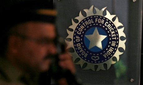 IPL set to be postponed indefinitely as India extends lockdown