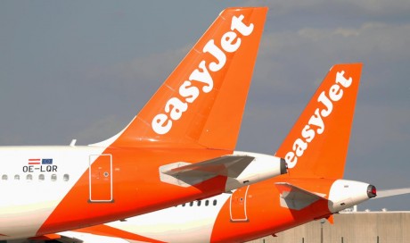 Britain\'s easy Jet to axe up to 30% of staff