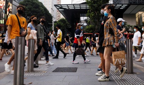 Singapore May retail sales crash 52.1% in record drop