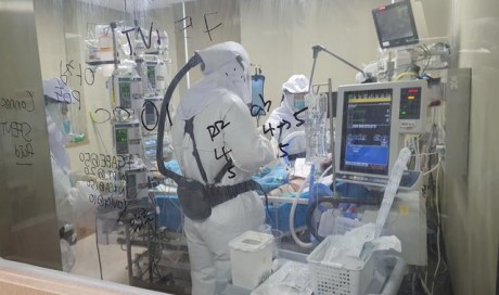 South Korean COVID-19 patient recovering after double lung transplant