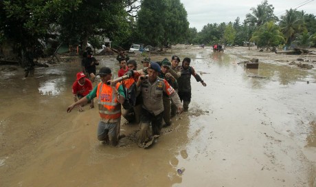 Flash floods kill at least 16, displace hundreds in Indonesia